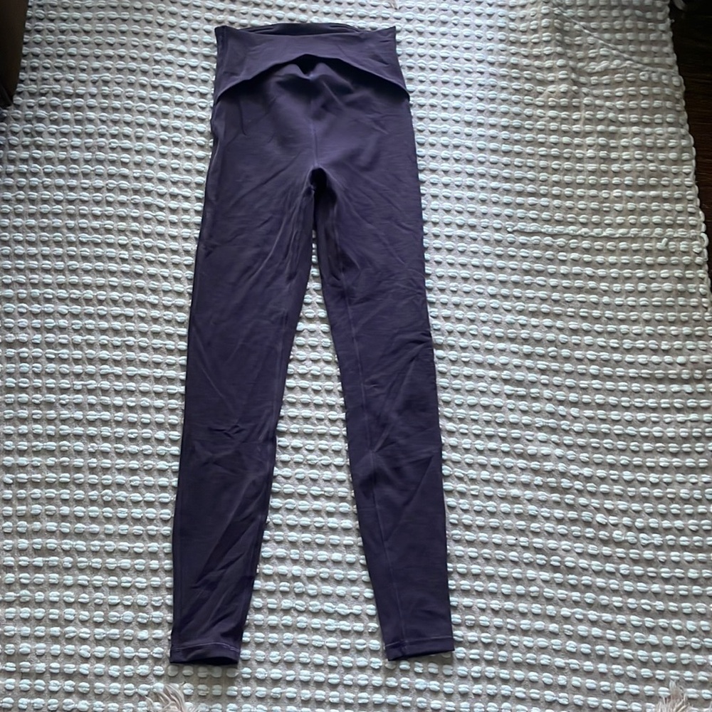Lululemon leggings size 6 purple color